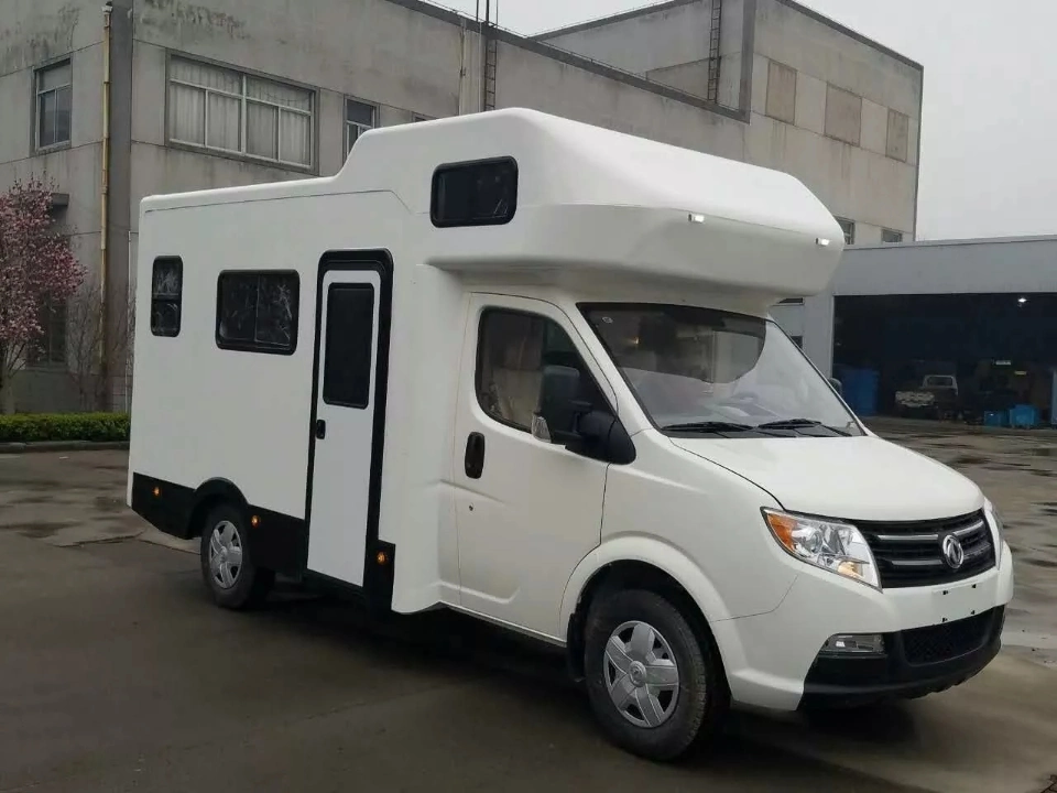 4*2 Road Travel Truck Mobile Caravan Home