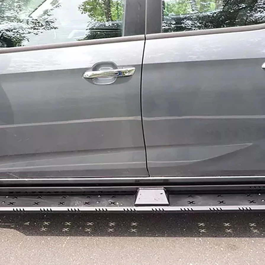 Factory Provided Low Wear Rate Car Accessories Tank Side Step Bar