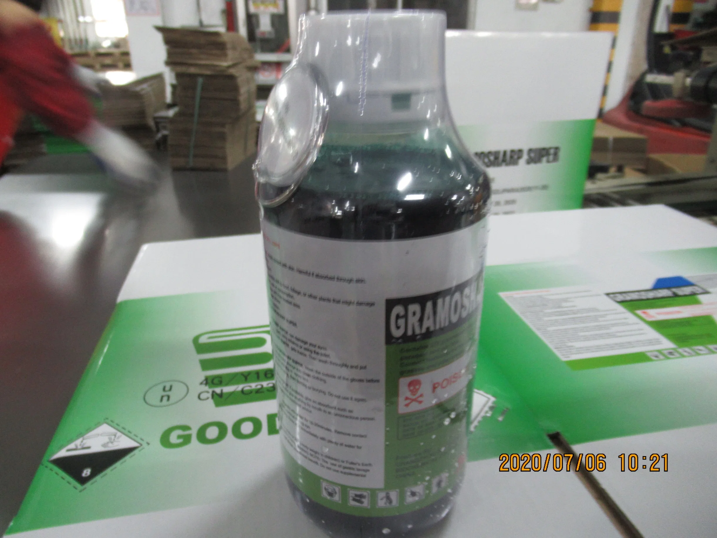 Non-selective contact herbicide GRAMOXONE SUPER 20 SL Paraquat 42% TC. 20% SL and 27.6% SL