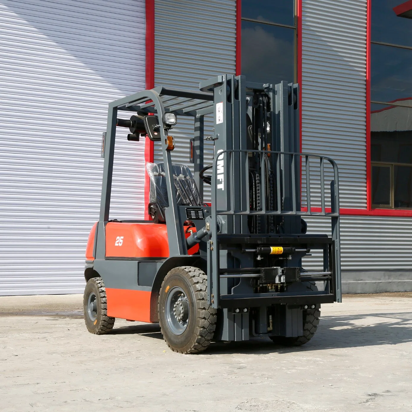 Factory Supply 2.5 Ton 2.5t Counter Balance Diesel Forklift Truck Price