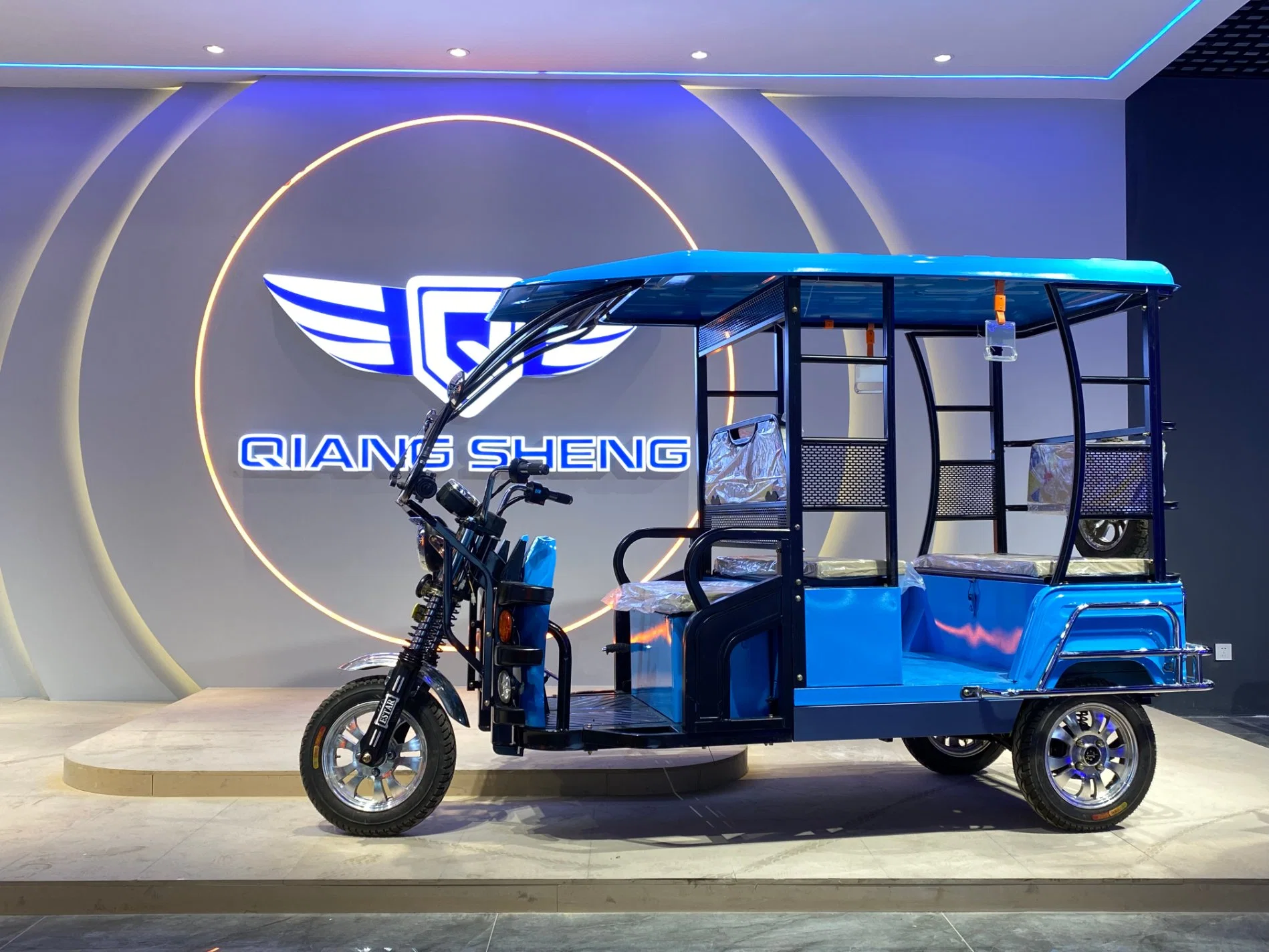 2023 E Rickshaw Tricycle Électrique pour Passagers en Vente Chaude