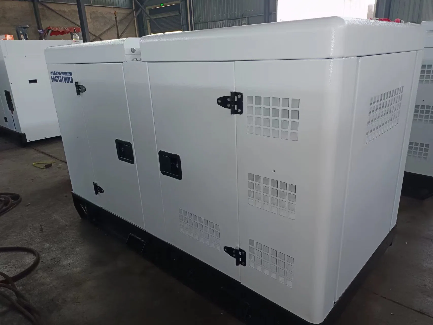 15kVA - 500kVA Groupe électrogène diesel silencieux et ouvert Ricardo à vendre.