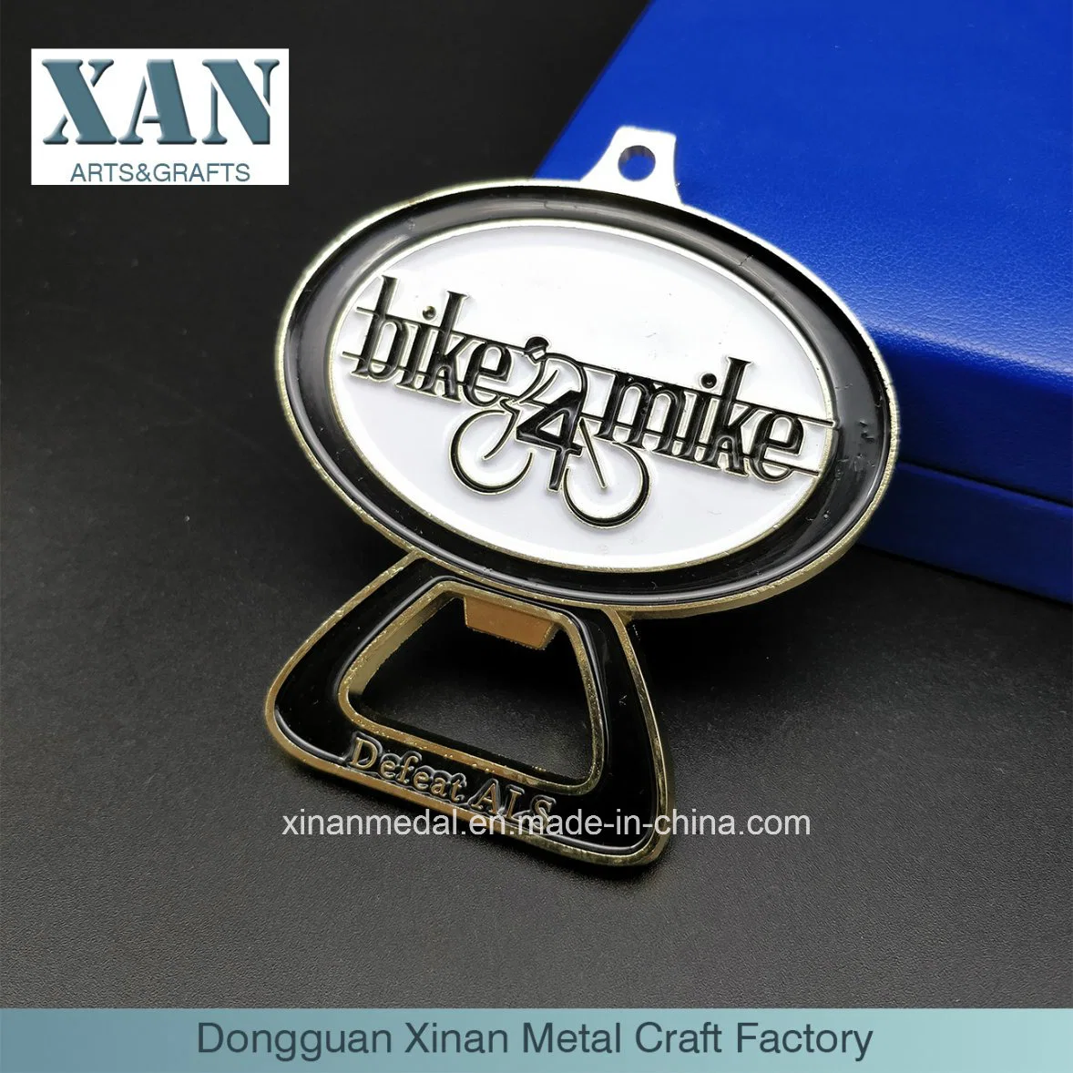 Manufacturer Wholesale/Supplier Price Zinc Alloy Metal Enamel Bottle Opener.