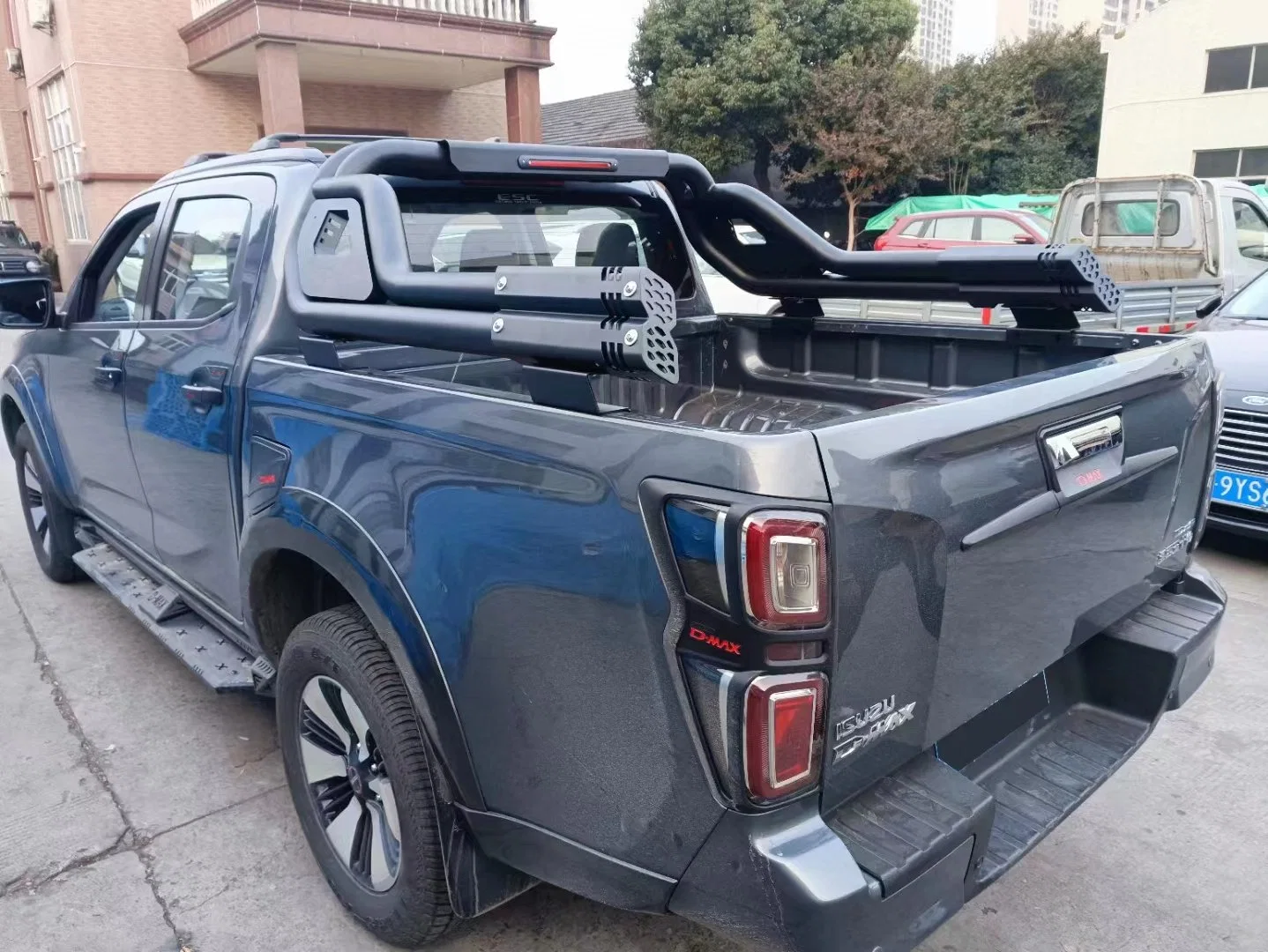 Nuevo diseño de accesorios de coche Sport Bar Barra antivuelco de acero para D-Max