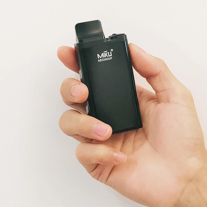 El mentol magia: La actualización de sus sentidos con Miku 8ml de capacidad 5000 inhalaciones de Vape desechables