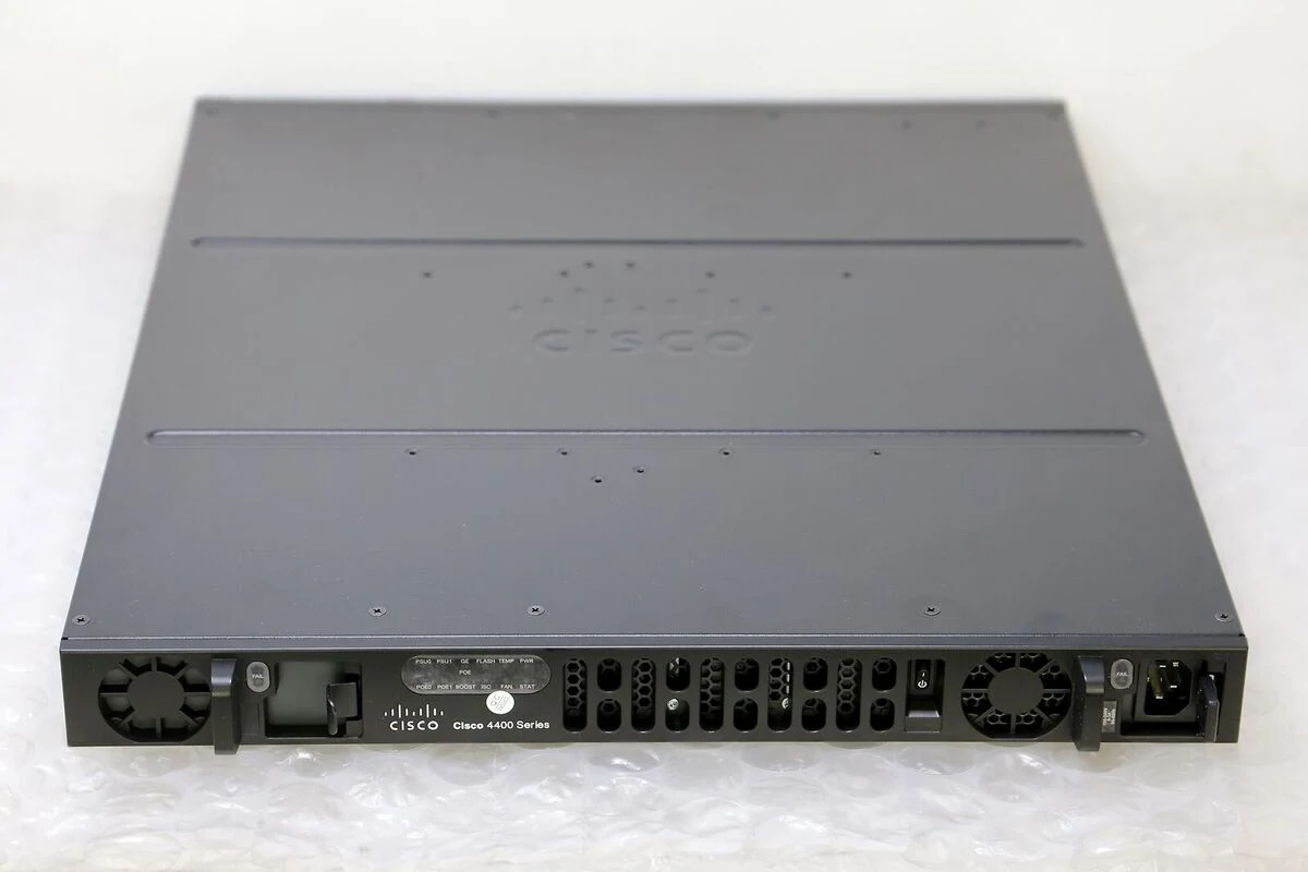 Cisco ISR 4431 мультисервисной Встроенный 10g Ethernet маршрутизатора ISR4431-сек/K9