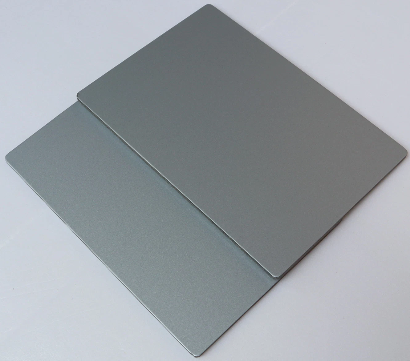 Personalizar el panel de metal de 3mm El revestimiento exterior de aluminio del panel de revestimiento de materiales de decoración
