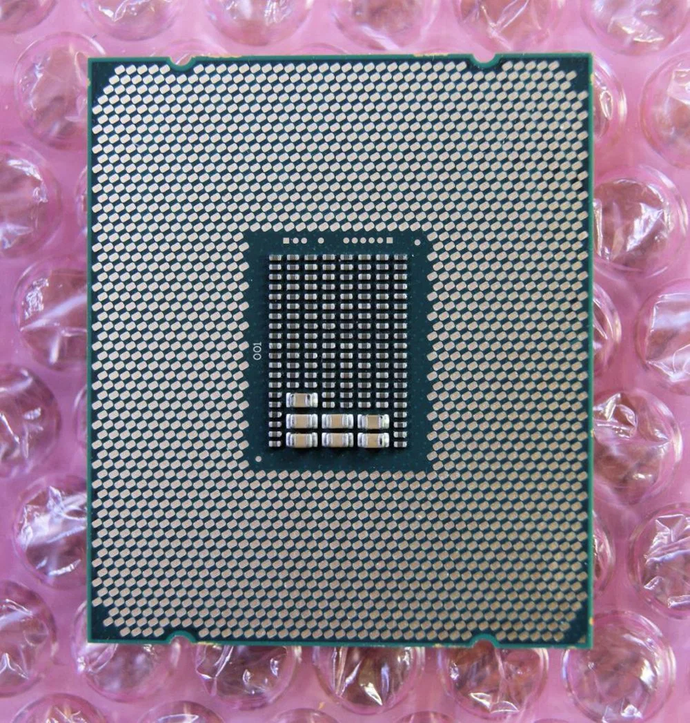 معالج الخادم Intel Xeon E5 2697 V4 18 أساساً 3.6 وحدة معالجة مركزية للكمبيوتر GA2011 جيجاهرتز