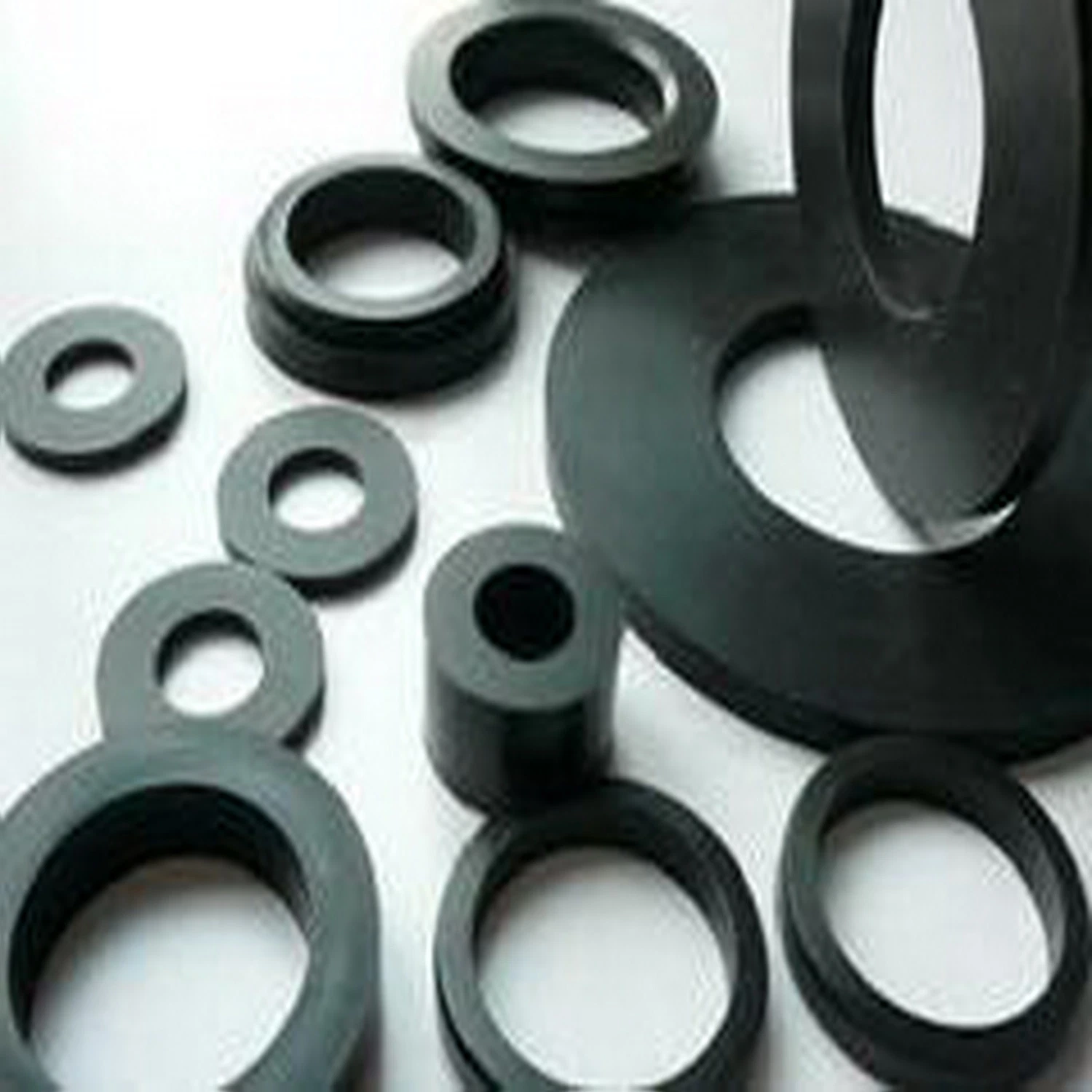 ISO 9001: 2000 FKM Rubber Sheet/ FKM Rubber Gasketing in Qingdao