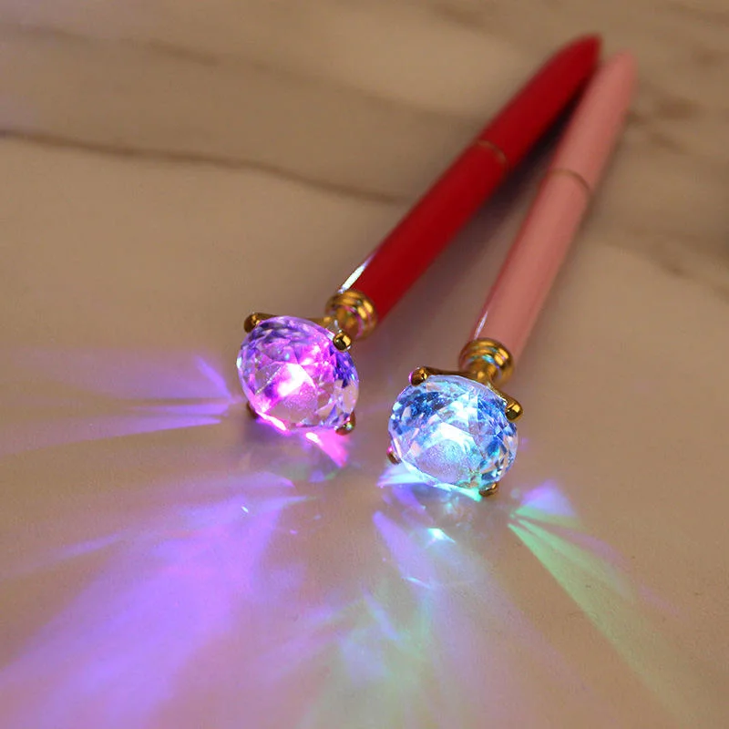 2023 New Illuminated Big Diamond Pen Fashion Office Supplies Luminous Metal Ballpoint Pen Set Wholesale Custom Logo