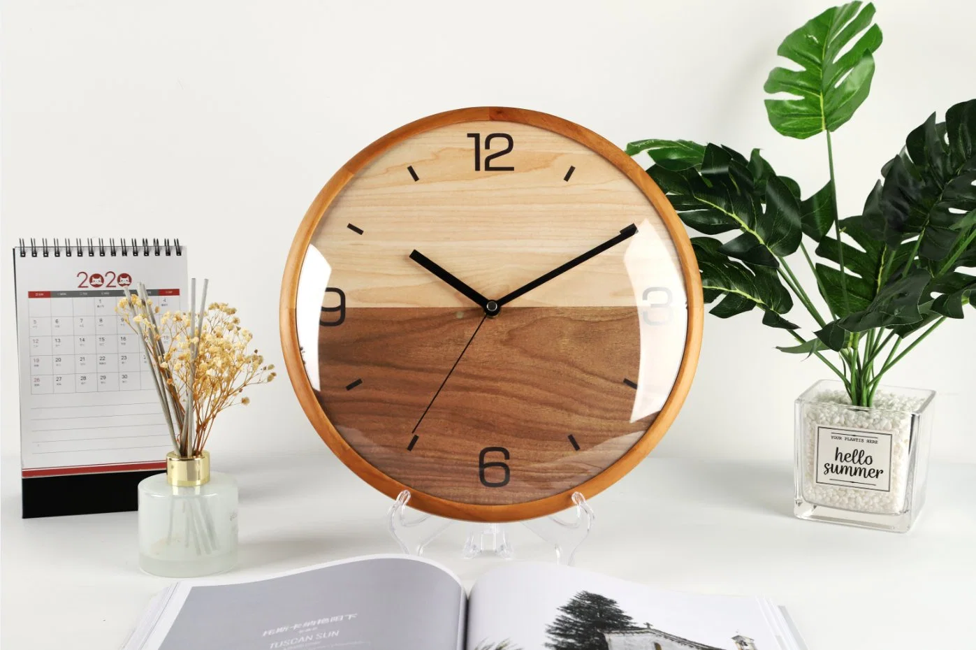 Massive Wanduhr aus Holz Home Dekoration Moderne Uhr mit Kuppel Glaslinsen