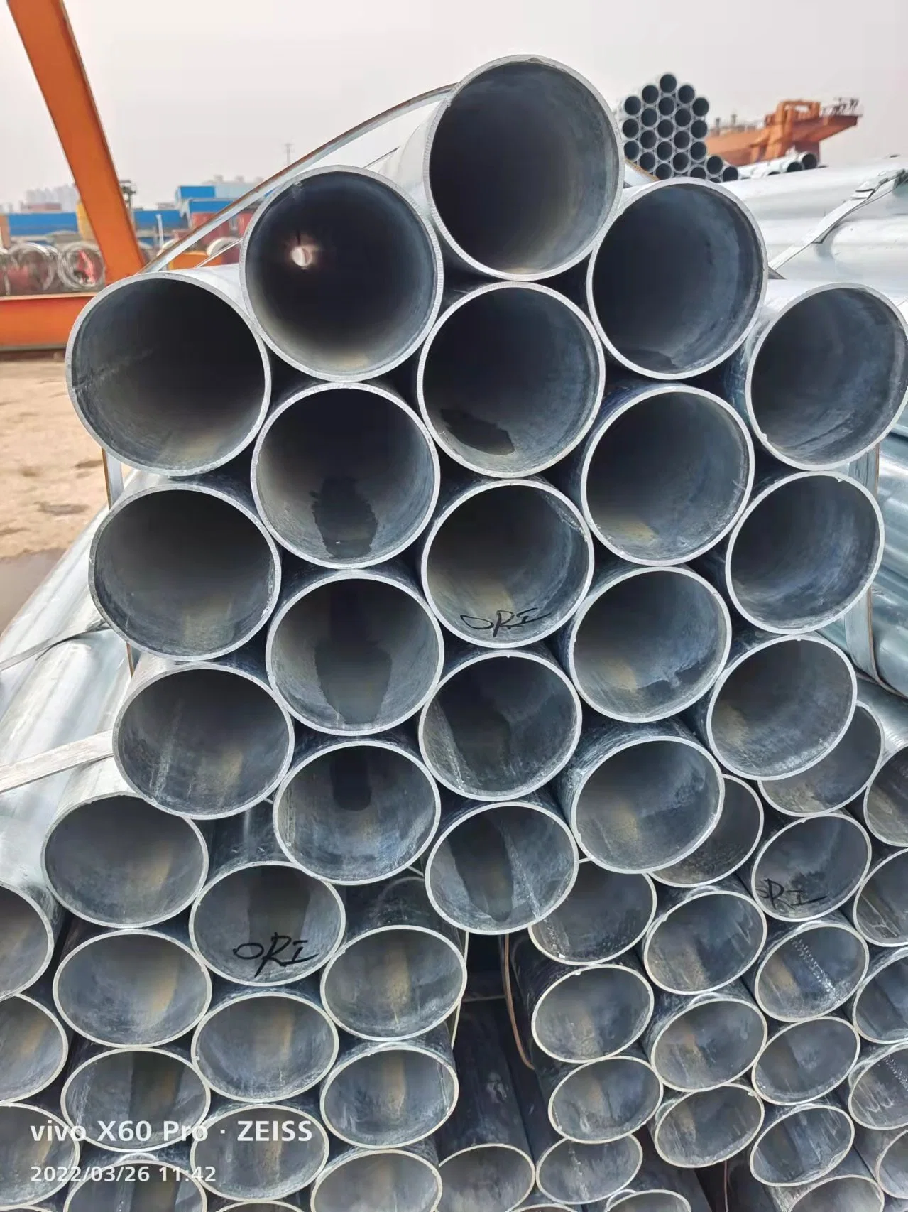 Factory Steel ASTM 201/304/316/310S/904L/2205/2507 Stainless Steel Round Seamless Tube Welded Pipe