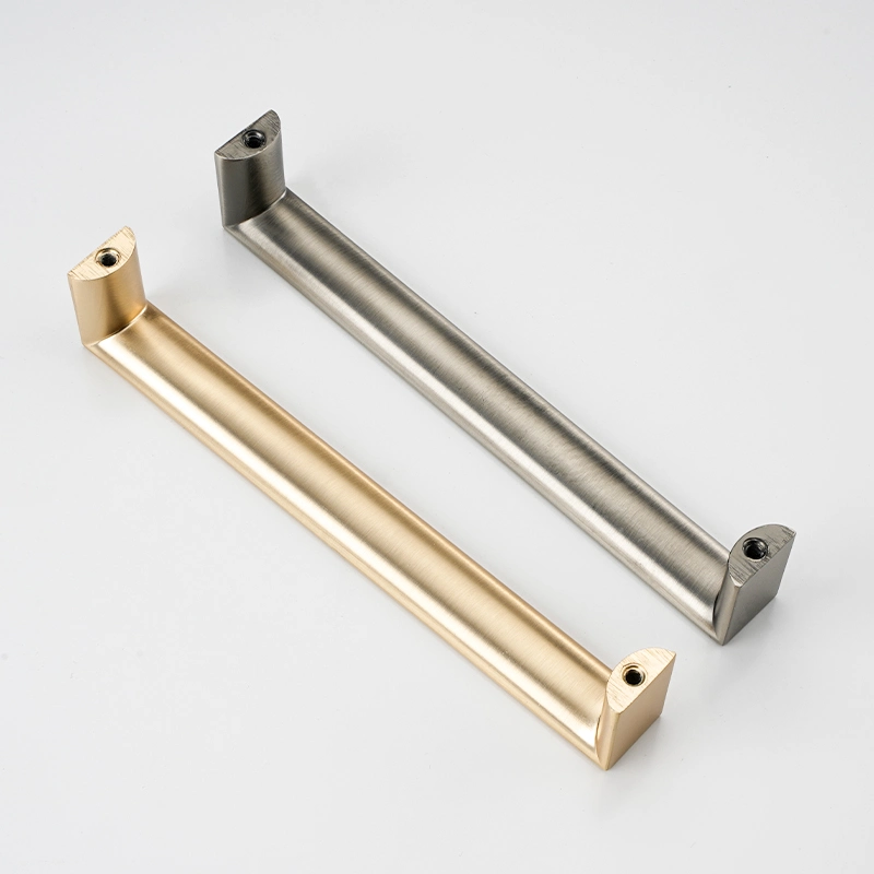 Fashion Designed Zinc Alloy Cabinet Handle High quality/High cost performance Chrome Silver Kitchen Handle America Style 96mm Drawer Handle