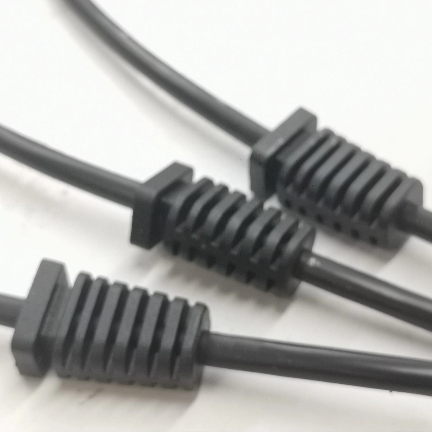 Strain Relief Molded Cable PVC Material Waterproof IP67 Application for Truck GPS Control Box