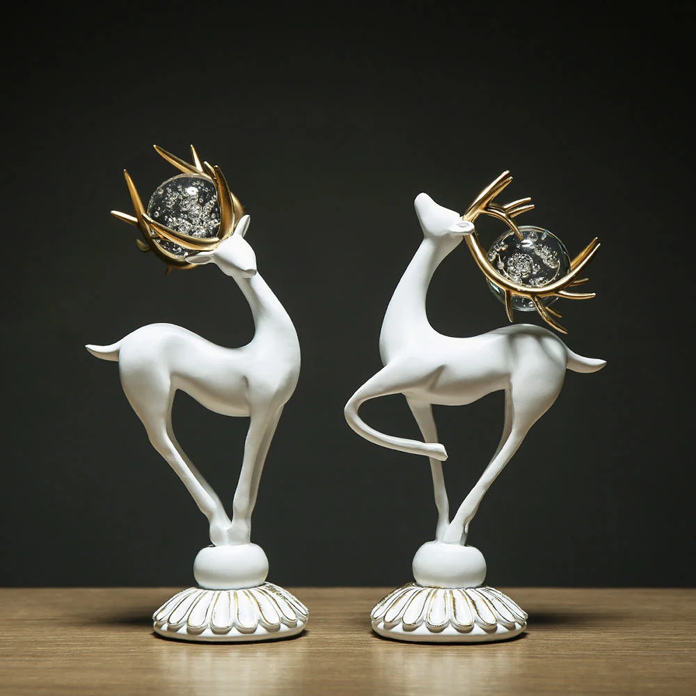 Europe Crystal Ball Deer Statue Accessories Crafts Sculpture Modern Desktop Ornaments