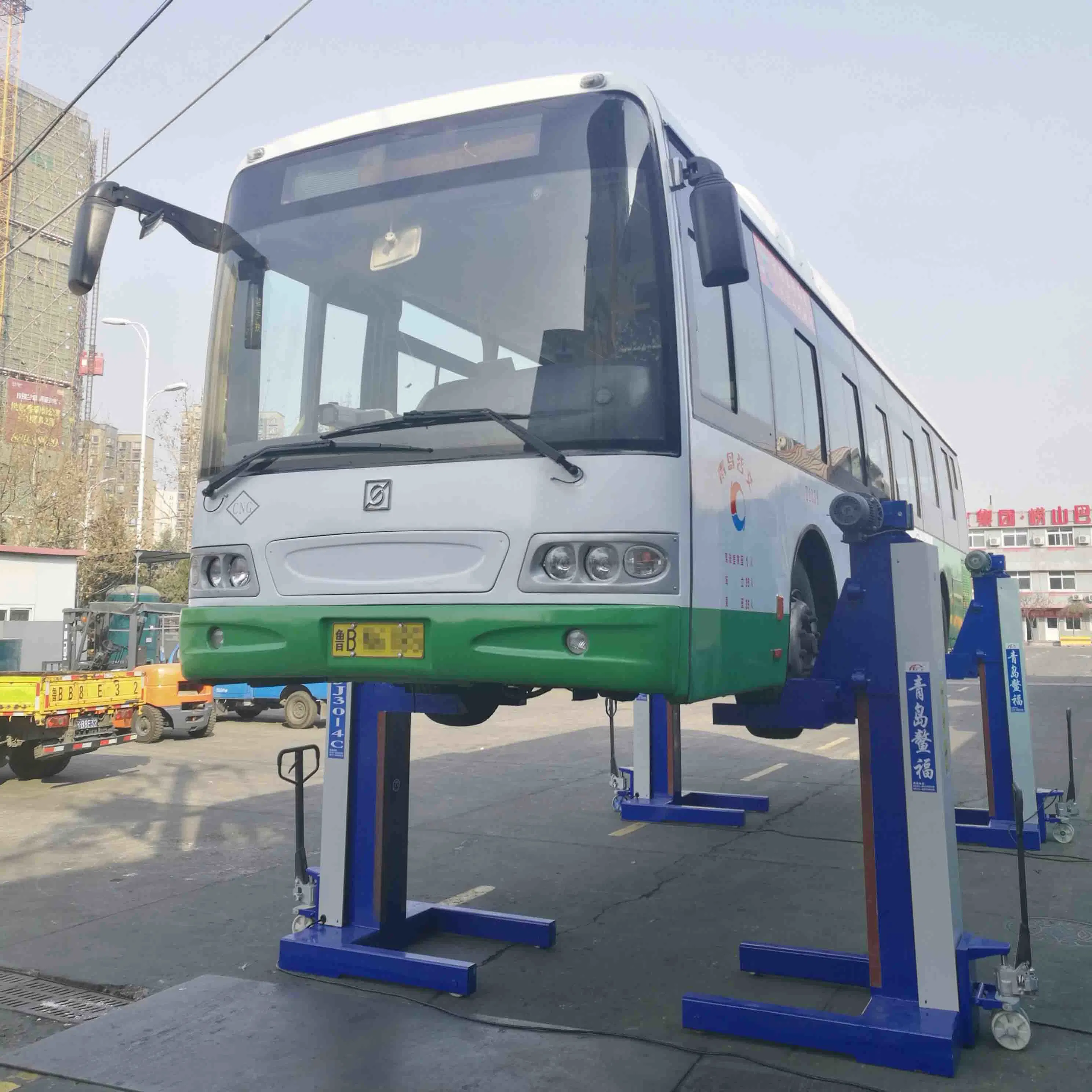 China Bus Moto Lift Garage Auto Car Vehicle Lifting Equipment with CE