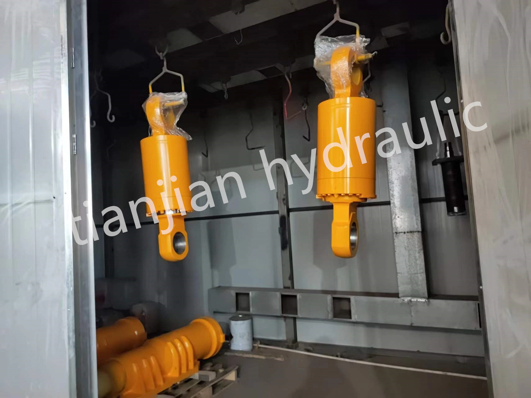 Cylindre arrière sur mesure fabriqué en usine pour les tombereaux de chantier pour applications minières avec ISO CE