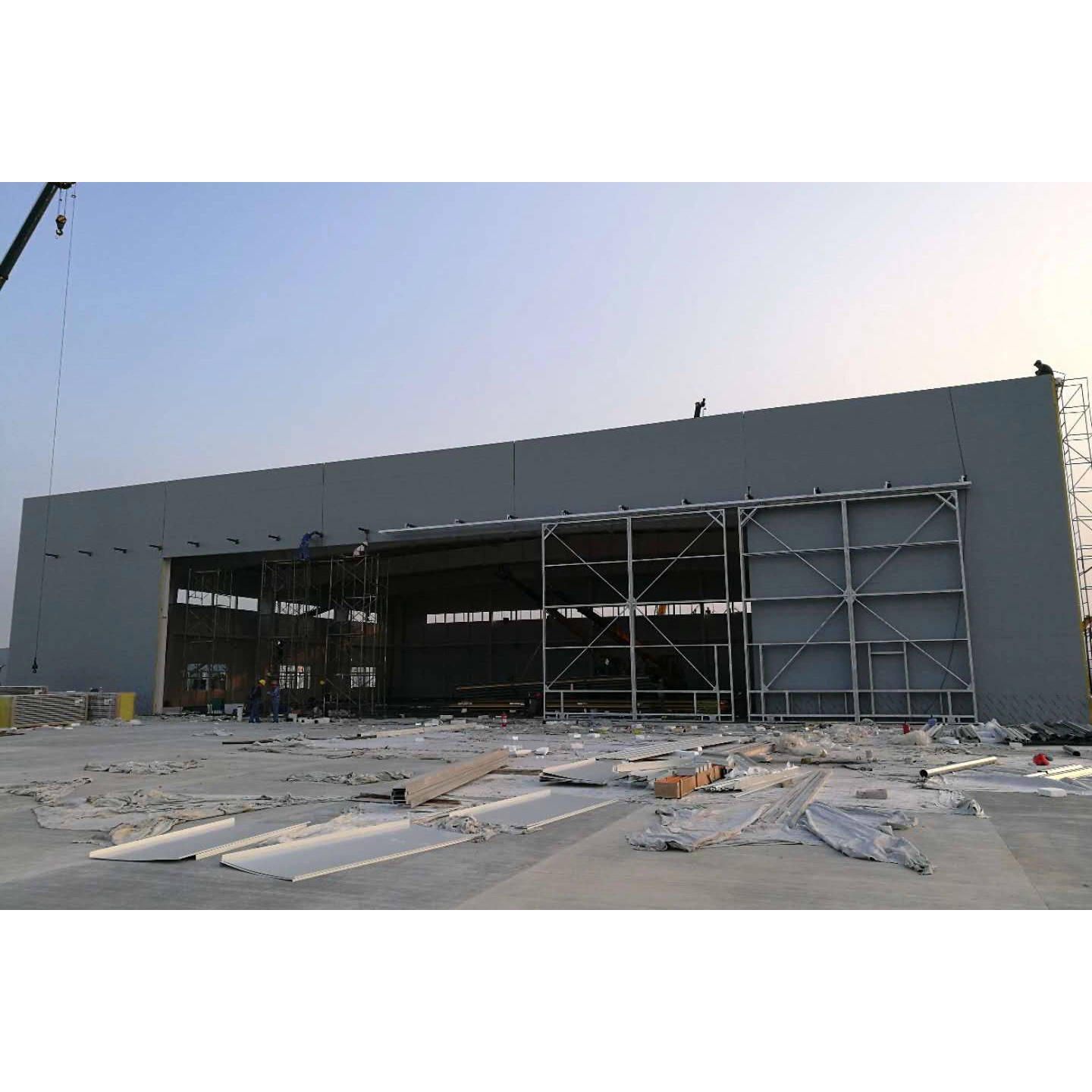 Design Prefabricated Workshop/Prefab Warehouse/Steel Structure Warehouse/Hall/Hanger