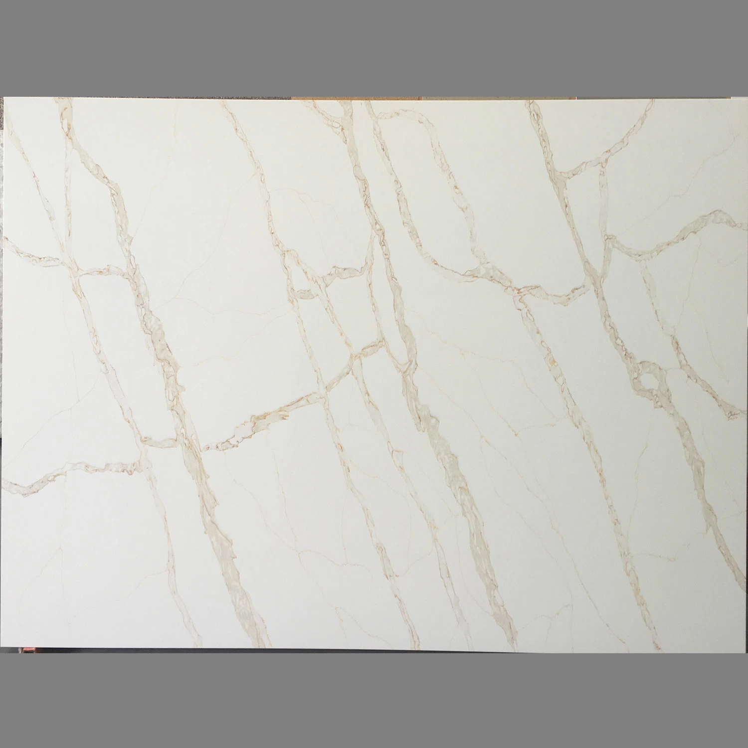 Factory Supplier Quartz Slabs Artificial Quartz Stone Calacatta Quartz Stone Countertop