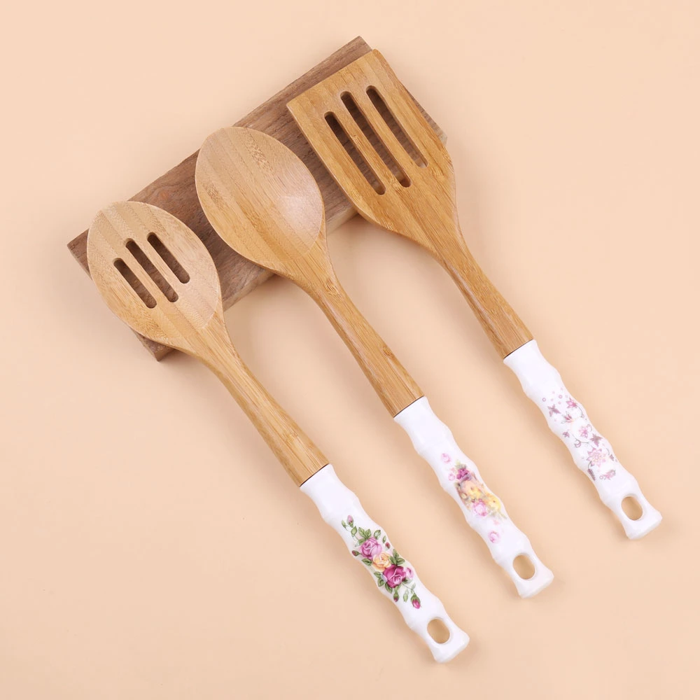 Promotions Logo Customized Slotted Spatula Spoon Cooking Wood Kitchen Utensil with Holder