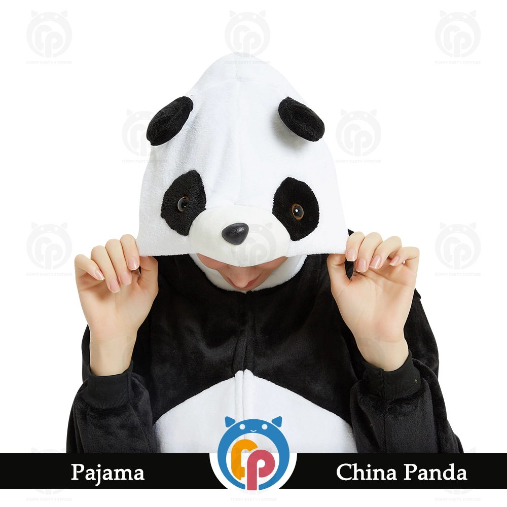 2022 Venta Directa de Fábrica Panda traje de franela 100% poliéster acogedor lleno de prendas de vestir de Stock funda