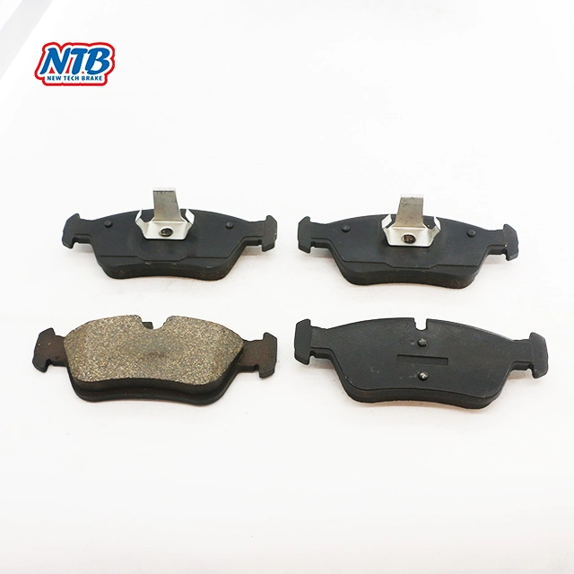 D781 Ceramic Semi/Low-Metallic High quality/High cost performance  Auto Car Spare Part Disc Brake Pads