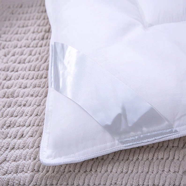 King Size Polyester Filling Quilted Brushed Microfiber White Quilt