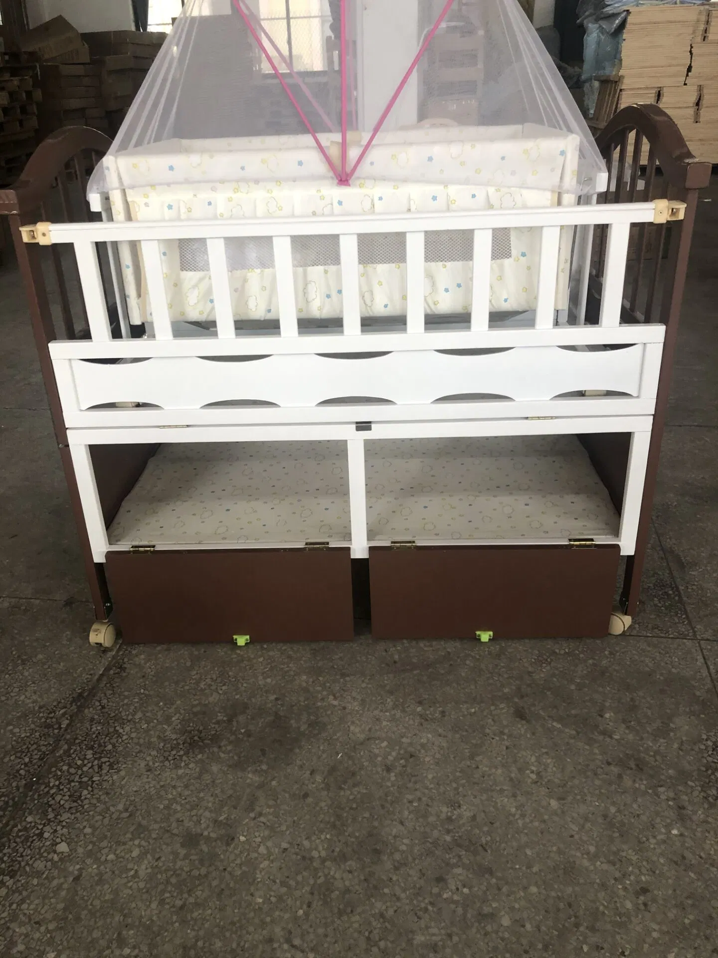 Children's Crib Product Type and Baby Room/Nursery Use Bedroom Recycled Wood Furniture Sets Day Bed