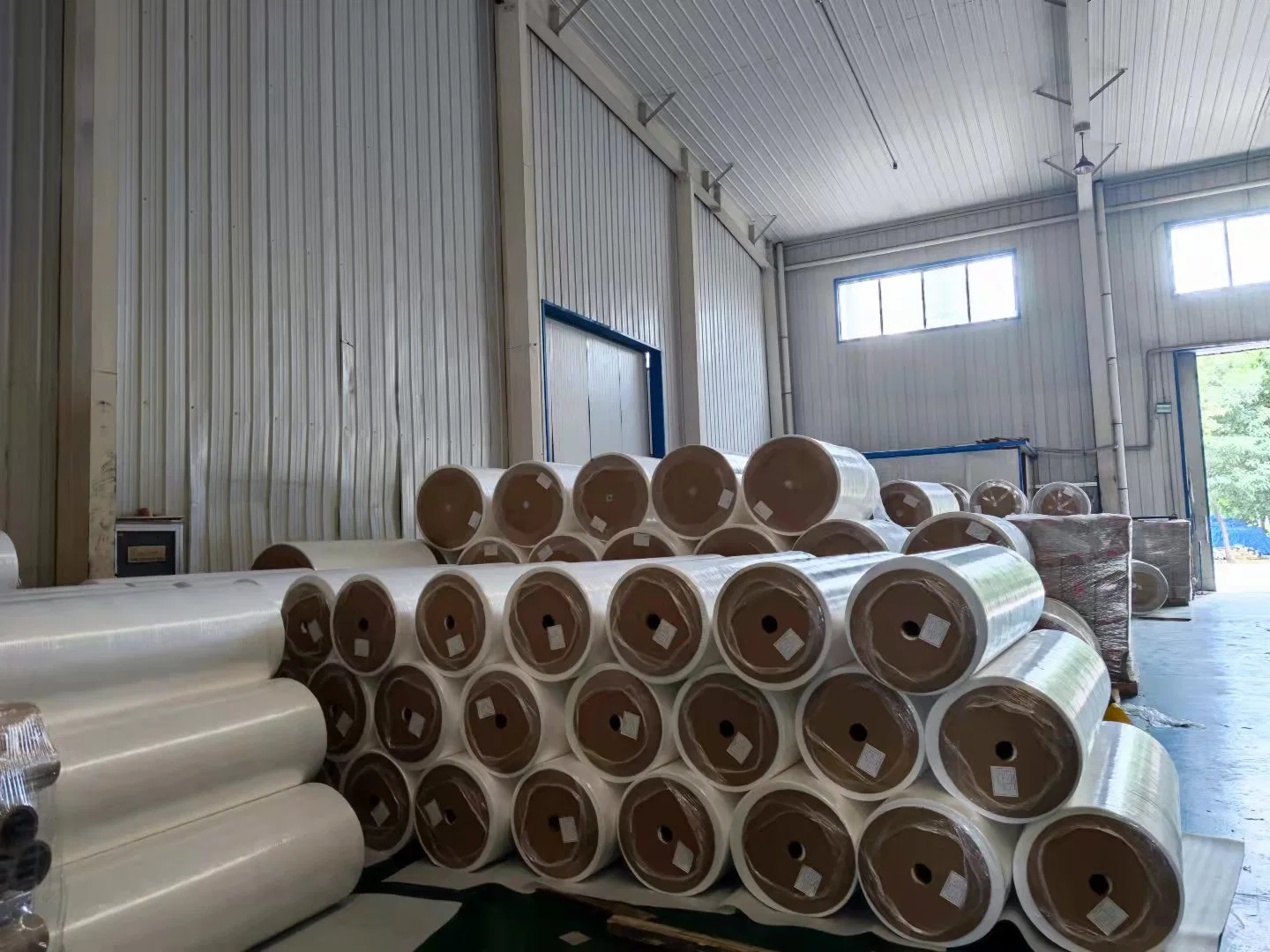 Meltblown Manufacturers Spunlace Nonwoven Non Woven Fabric Products