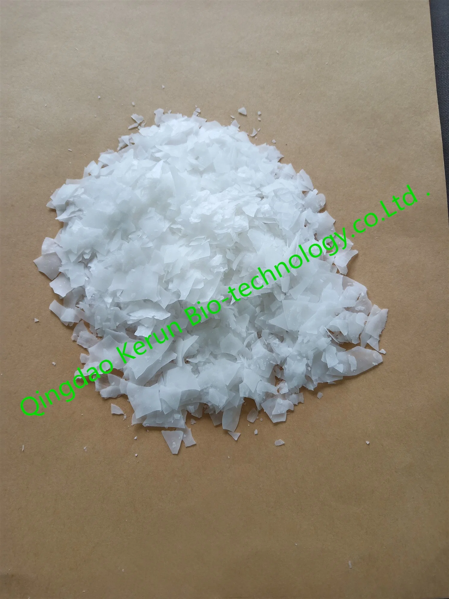 Phenolic Yellowing Resistance Non-Ionic Softener Flakes with Softness and Fluffy Hand Feeling Kr-512