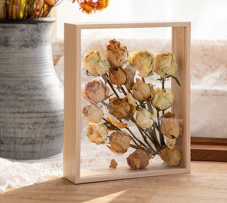 إطار الصورة المجففة ذات الأحجام المتعددة Flower Photo Hollow Picture Frame