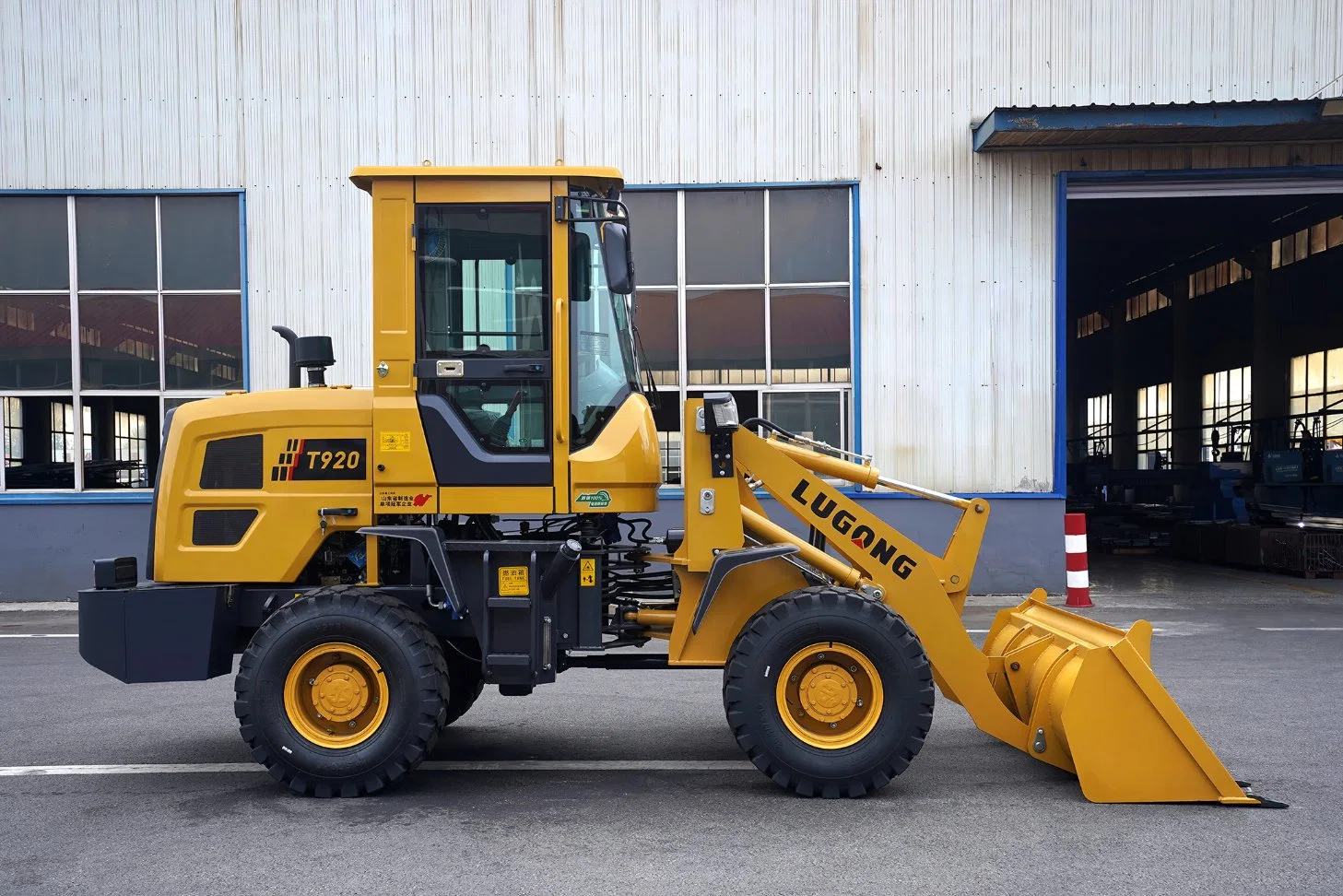 4 Wheel Drive Front End Loaders Buldoexcavator Loaders