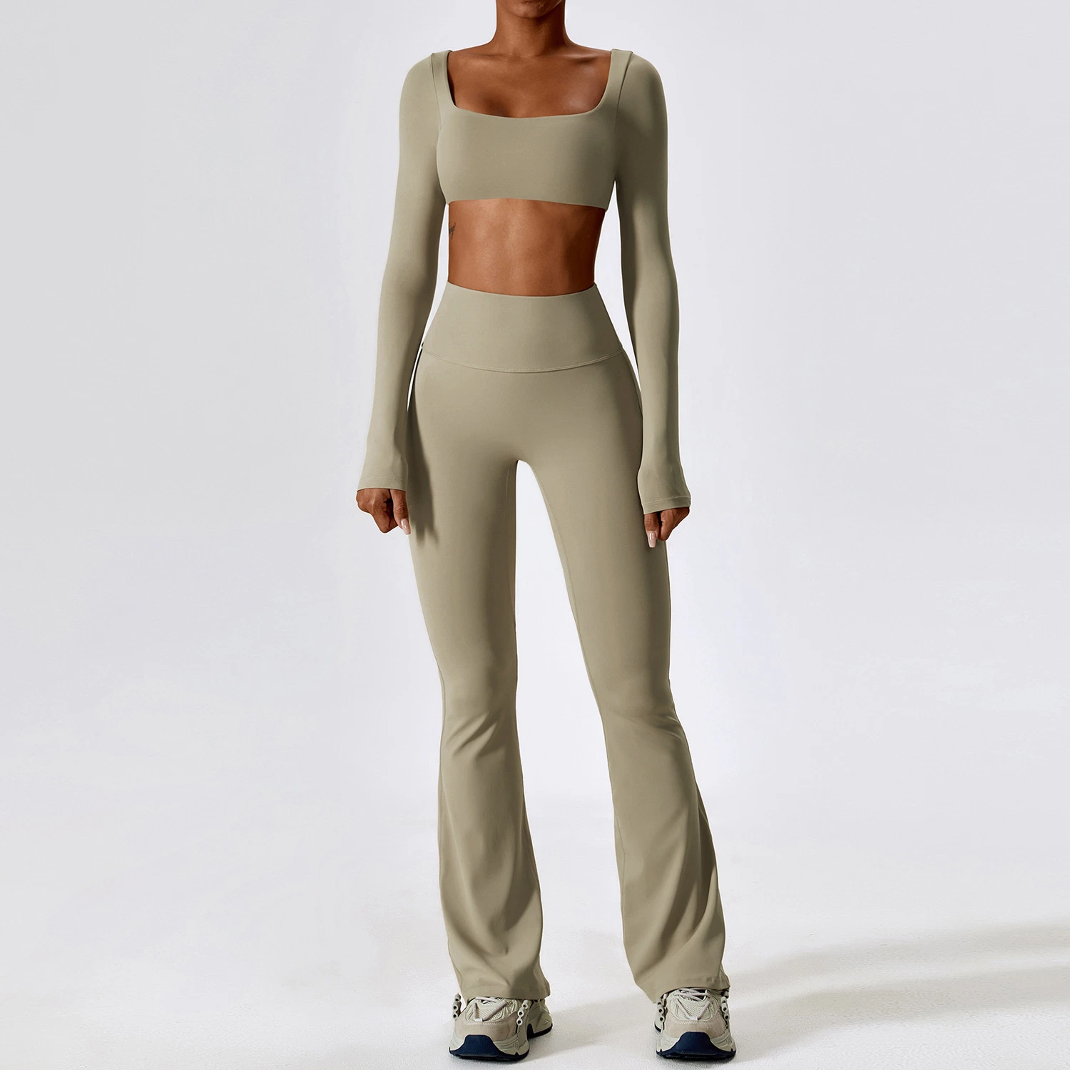 سروال يوغا إضافي مع ملابس رياضية عالية الجودة من OEM تمارين ذات حجم كبير مجموعات اللياقة البدنية للنساء