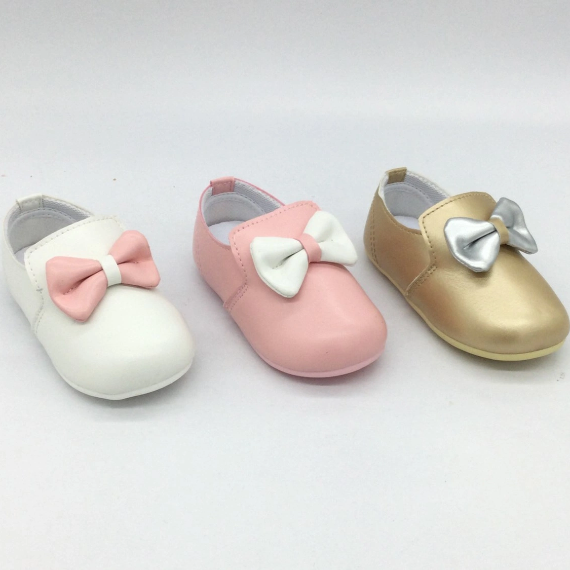 Baby Girl Footwear Little Kid Shoes Wholesale/Supplier PU Infant Shoes