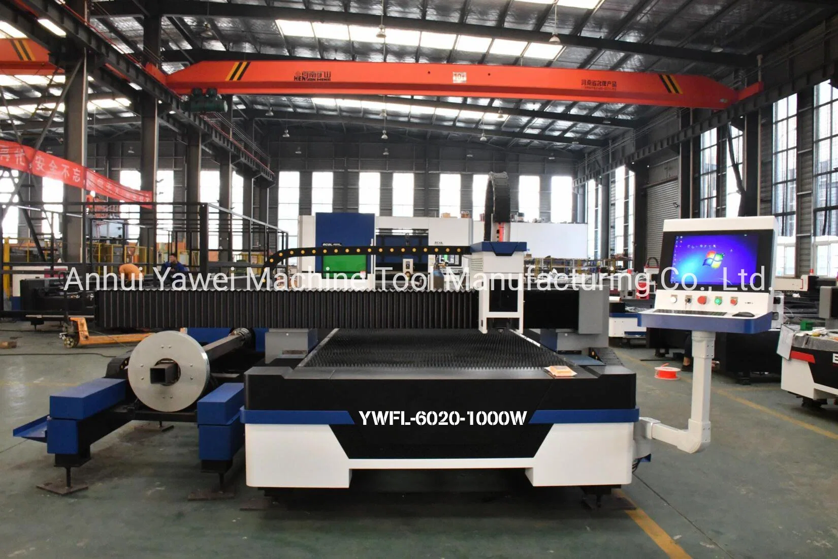 Metal Pipe and Sheet 1kw Laser Cutting Machine