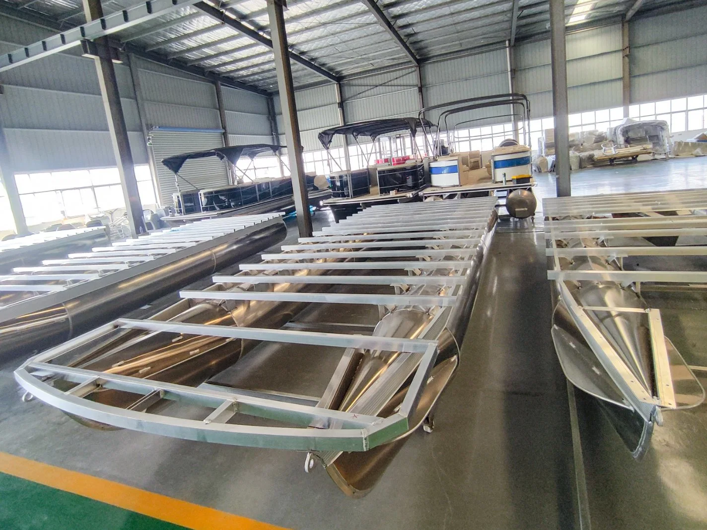 De aluminio de 25 pies de la familia de lujo parte Motor fuera de borda Pontoon Boat con el Bimini para la venta