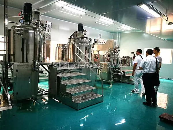 Food Grade Stainless Steel Trolley Vacuum Emulsion Tank Mixer Chemical Liquid Emulsifier Mixing Tank with Removable Wheels