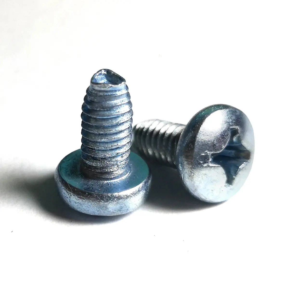 Tri-Angular Shape Plastite Taptite Tapping Tri-Lobular Thread Screw for Plastic