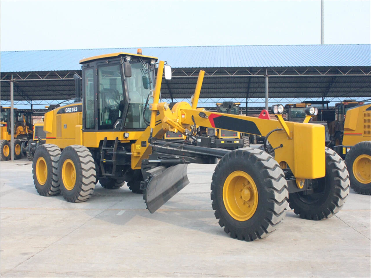 Earthmoving Machinery Cheaper Price Chinese Grader Motor Grader/ Road Grader/ with Front Blade and Rear Ripper -Horsepower Model Gr135/Gr165/Gr180/Gr215