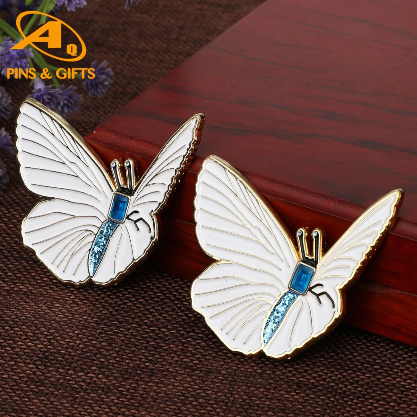 Supply Design Custom Fine Fashion Wing Shaped Badge Lapel Pin Brooch