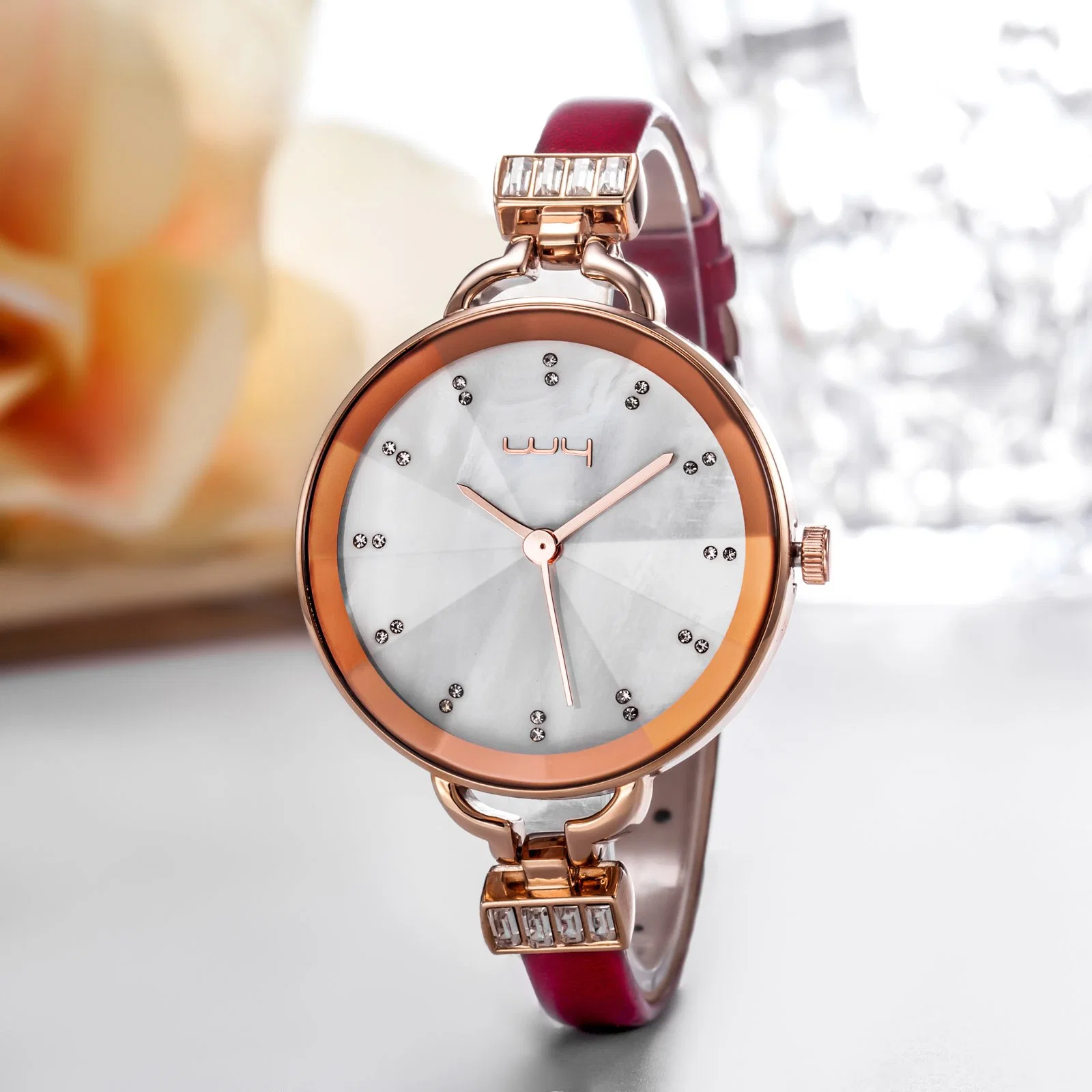 Fashion Leather Strap Quartz Ladies Wrist Watch Wy-068