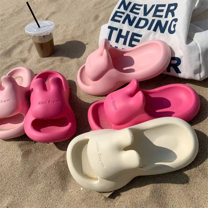 Ruunjoy 2023 Slides Slippers Summer Rabbit Slipper EVA Foam Kawaii Bunny Slippers Fashion Rubber Beach New Product