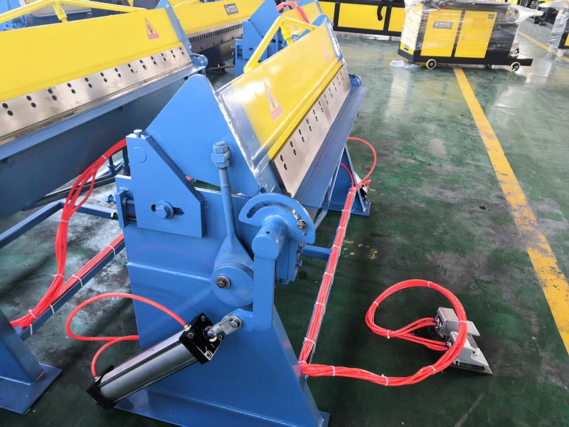 1.5 *2500 Pneumatic Carbon Steel Sheet Iron Plate Bending Folder Machine