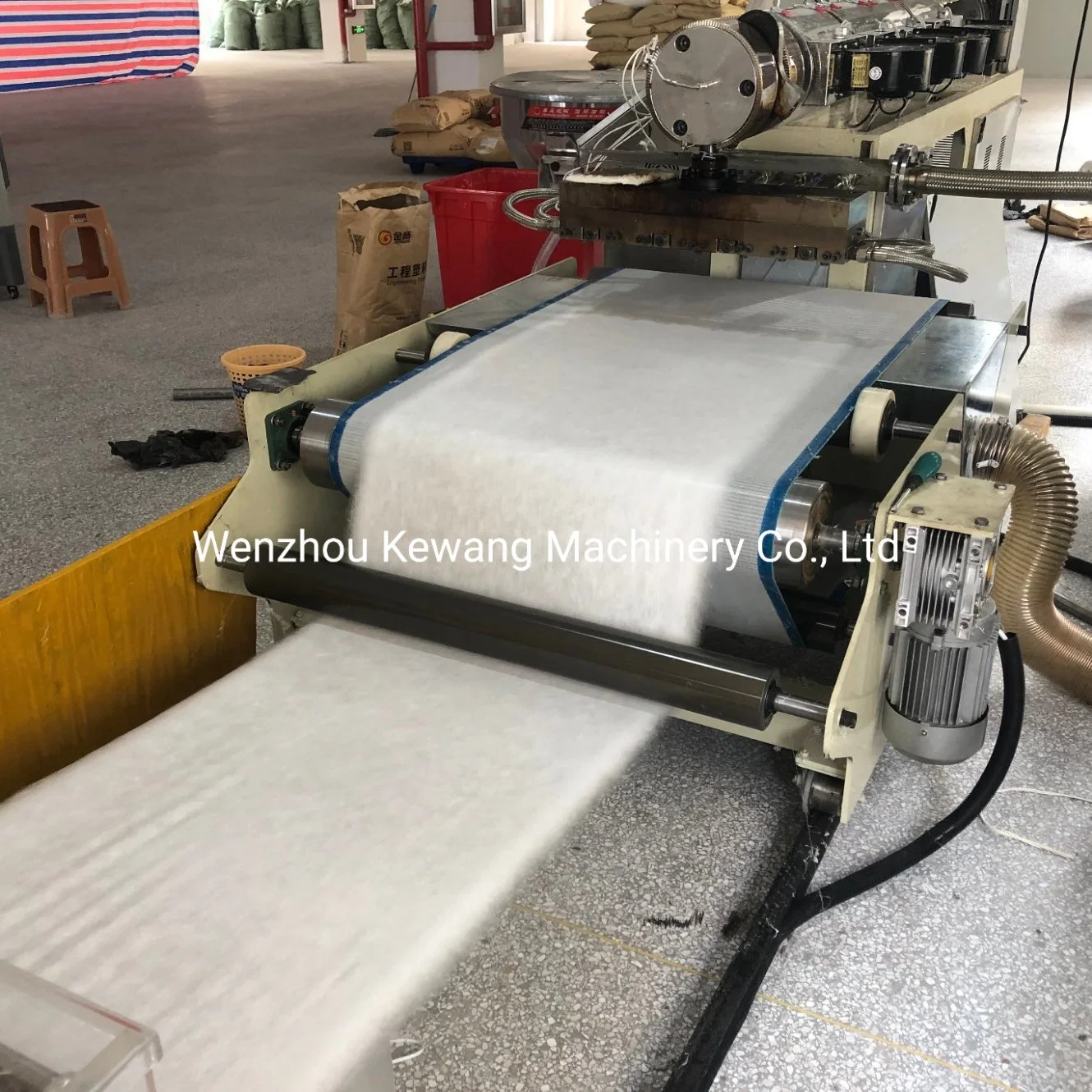 PP Meltblown Nonwoven Fabric Making Machine for KN95 Mask and Cloth