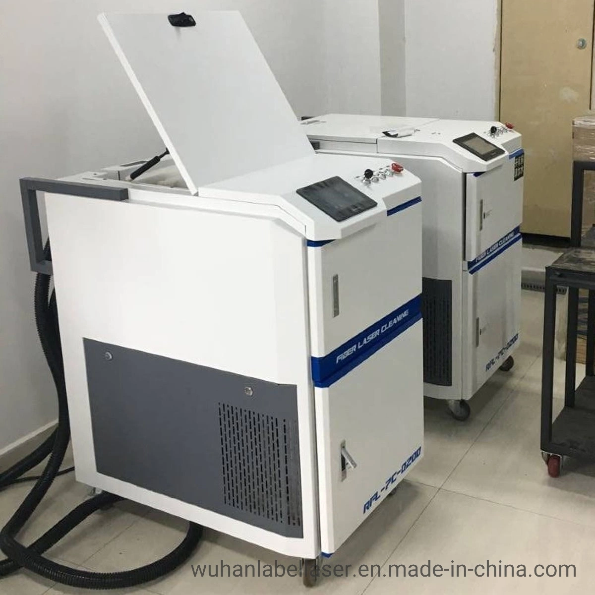 Handheld 100W/200W/300W/500W Industrial Laser Cleaning Machine Manufacturer