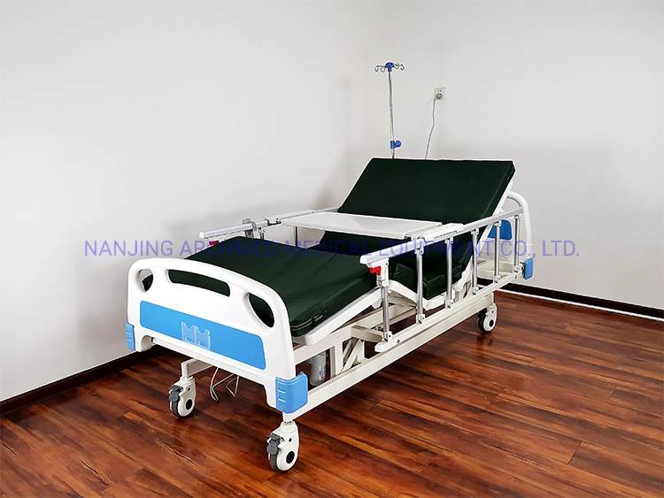 أثاث المستشفى ثلاثة وظائف سرير مستشفى كهربائي قابل للضبط