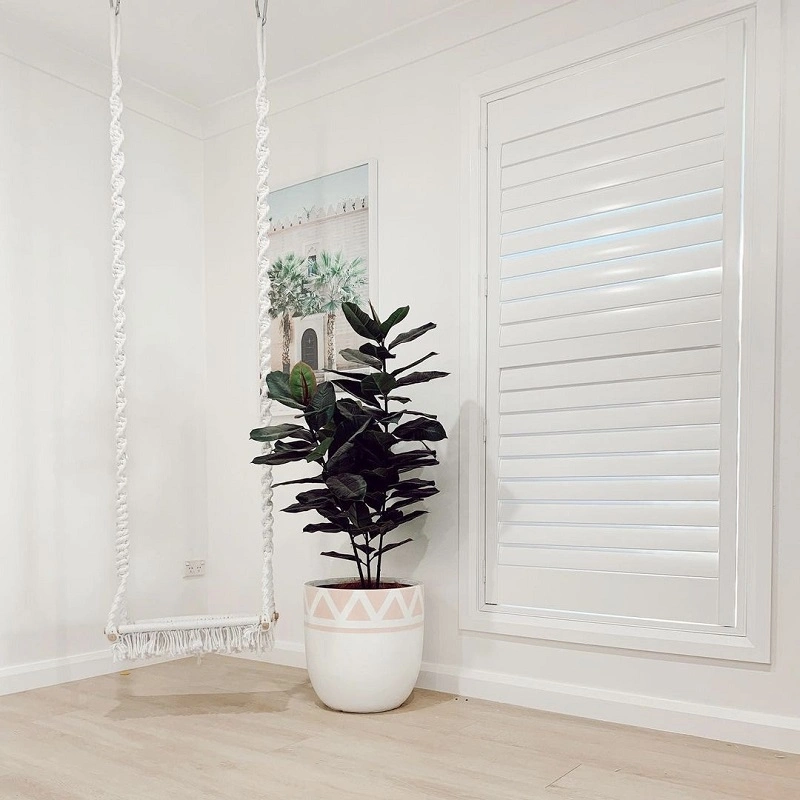 precio de fábrica PVC interior ajustable de la ventana de madera de obturación Obturadores de plantación