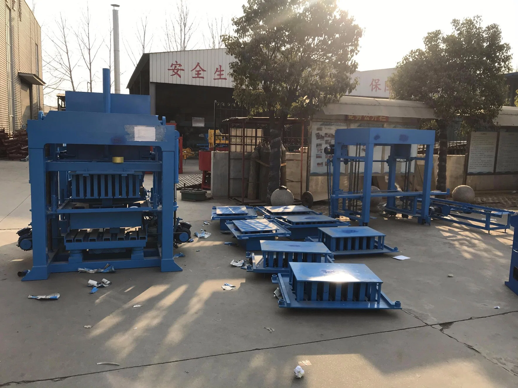 Qtj4-18 Model Hydraulic Solid Block Brick Machine Production Line with Cheap Price