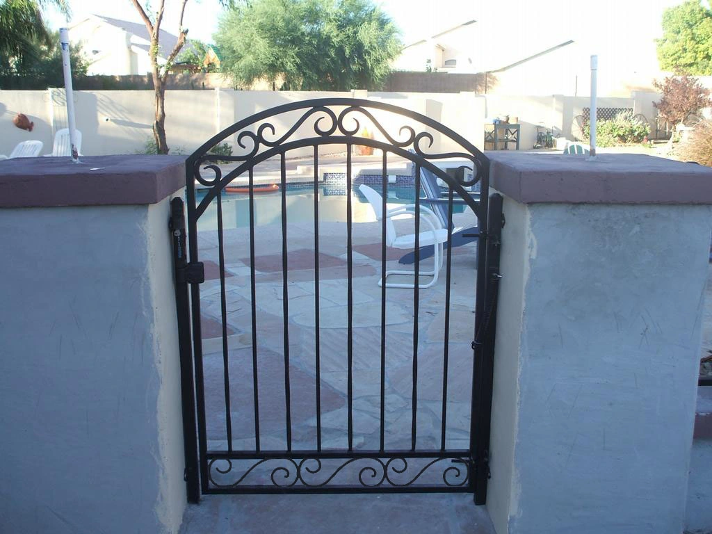 Decoration 1600*2300mm Galvanized Power Coated Wrought Iron Entrance Gate