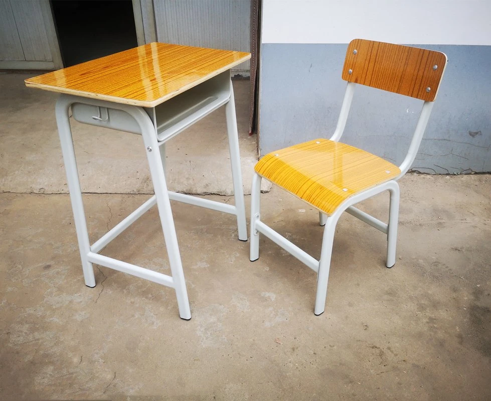 Ensemble de bureau et de chaises pour élèves de l'école primaire, mobilier métallique pour salle de classe